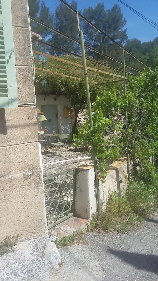 אלאוש Appartement Dans Hameau Provencal מראה חיצוני תמונה